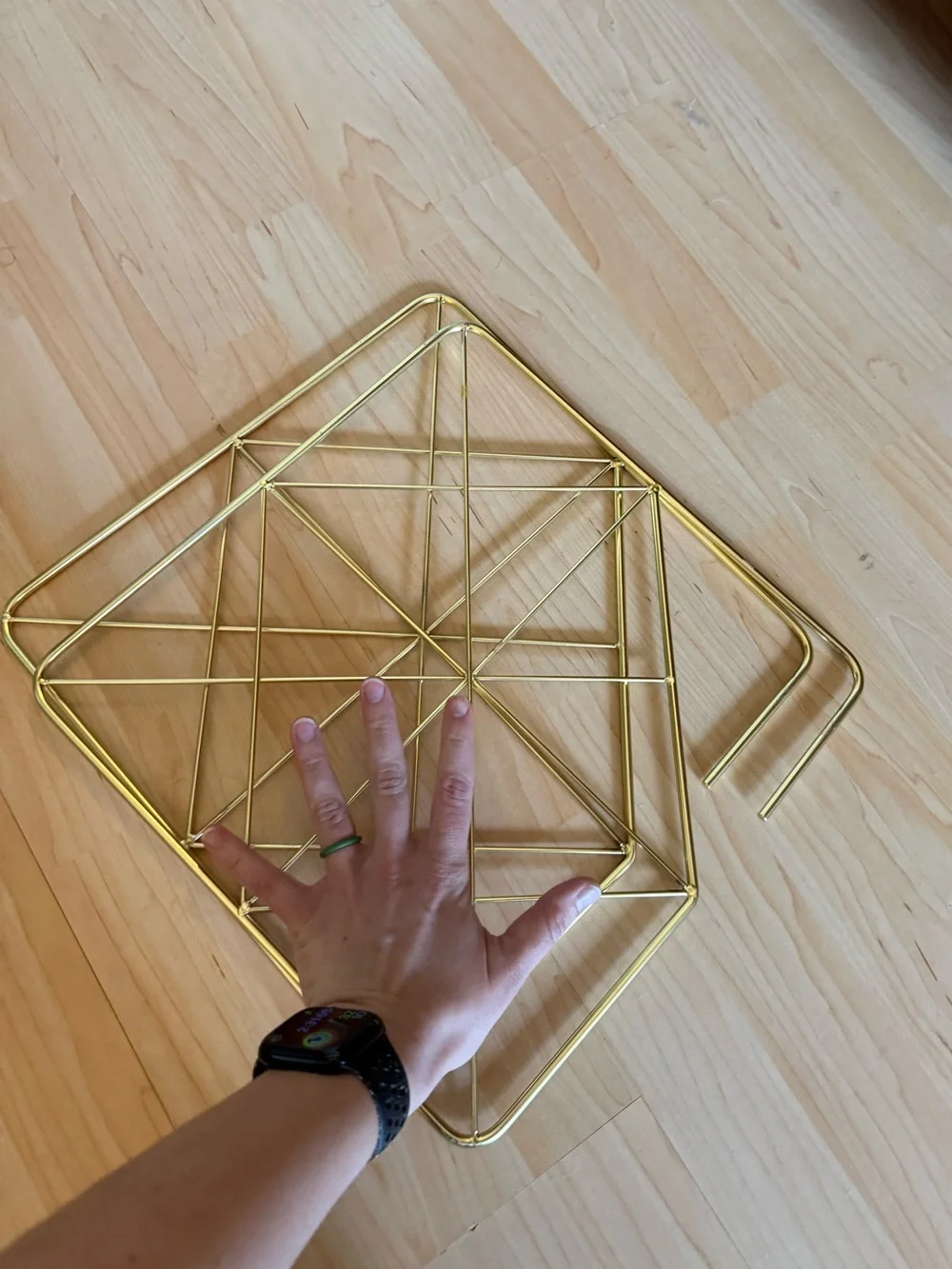 Gold Metal hanger / Geometric Wire Organizer